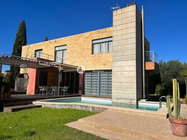 4 camera da letto Villa in vendita in Dehesa de Campoamor, Orihuela con piscina garage - 1.300.000 € (Rif: 9506644)