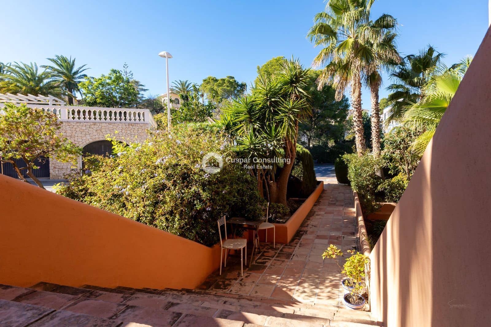2 quarto Casa em Banda para venda em Calpe / Calp com piscina garagem - 299 000 € (Ref: 9524934)
