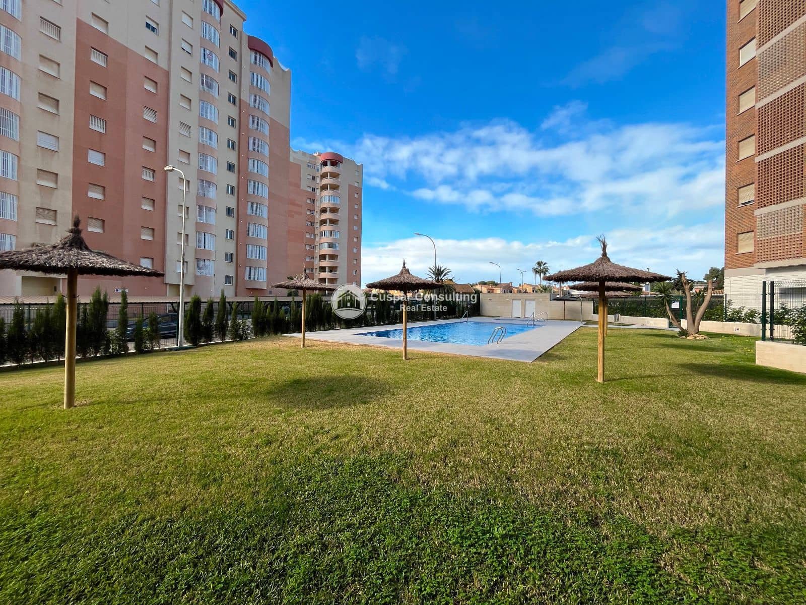 3 sovrum Lägenhet till salu i Dehesa de Campoamor med pool garage - 275 000 € (Ref: 9528606)