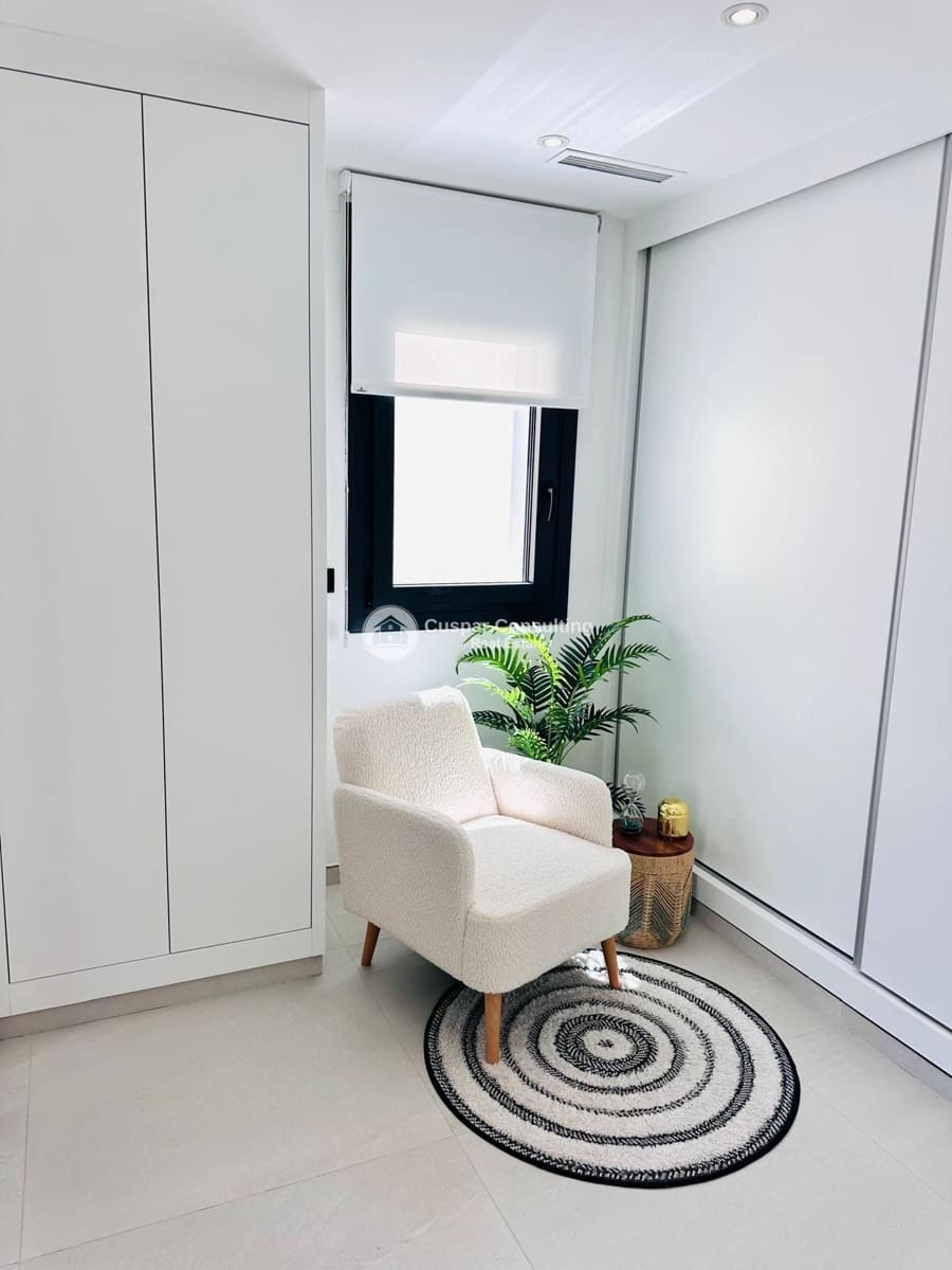 3 Zimmer Villa zu verkaufen in San Pedro del Pinatar mit Pool Garage - 489.900 € (Ref: 9529174)