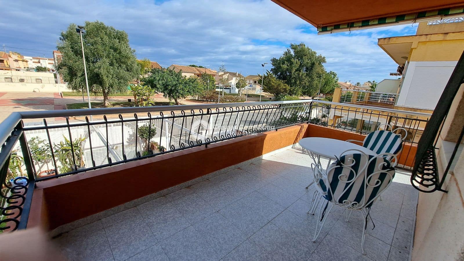 3 Zimmer Wohnung zu verkaufen in Los Narejos mit Garage - 138.000 € (Ref: 9566774)