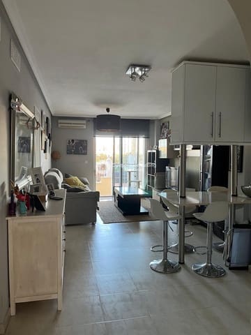 2 Zimmer Wohnung zu verkaufen in Centro, Los Alcázares mit Pool - 185.000 € (Ref: 9571487)