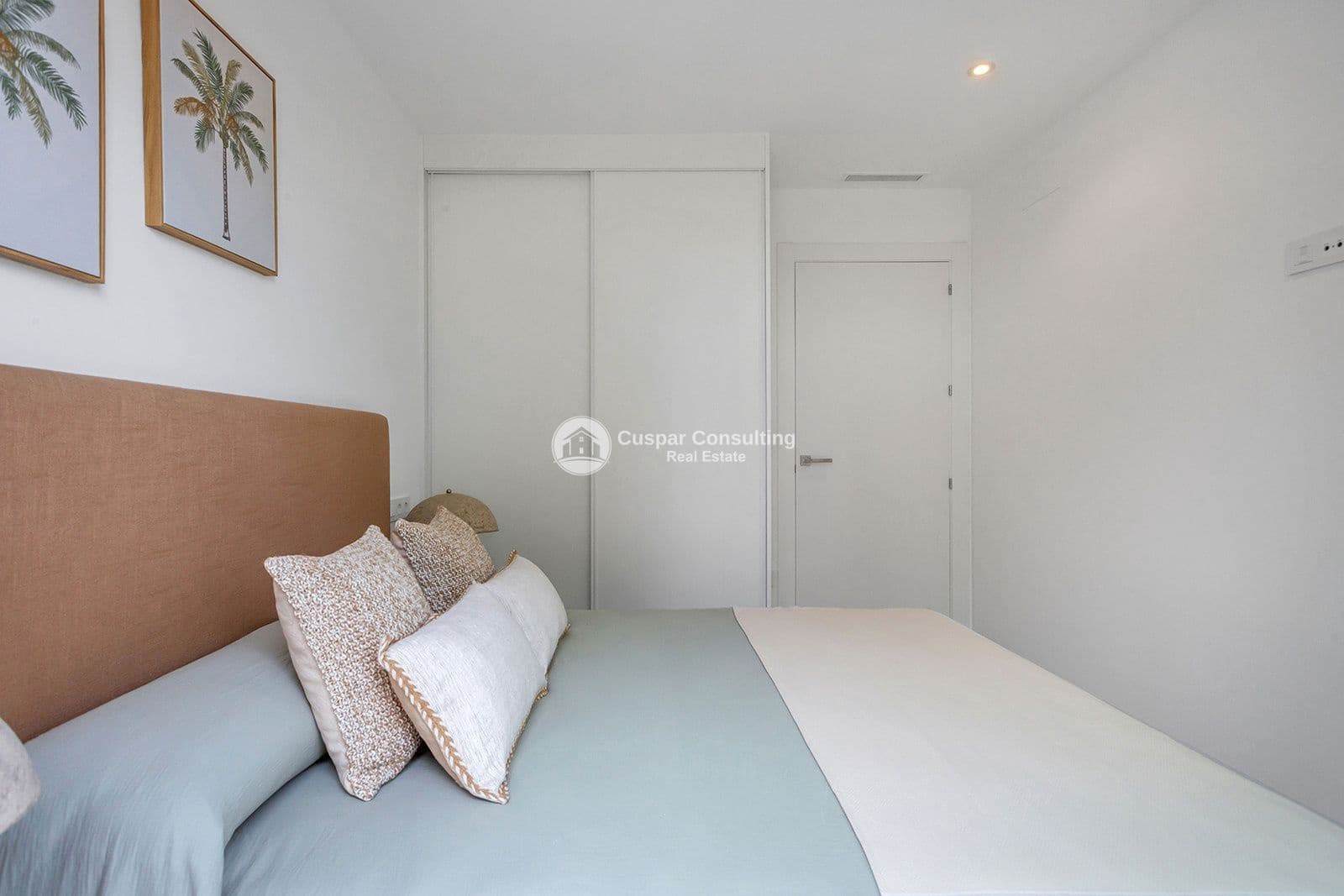 3 sypialnia Mieszkanie na sprzedaż w Los Alcazares z basenem garażem - 319 900 € (Ref: 9581411)