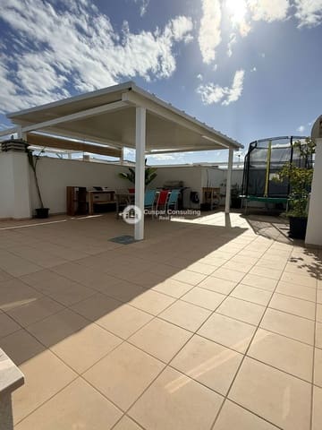 3 soverom Villa til salgs i San Pedro del Pinatar ciudad, San Pedro del Pinatar med svømmebasseng garasje - € 338 000 (Ref: 9588165)