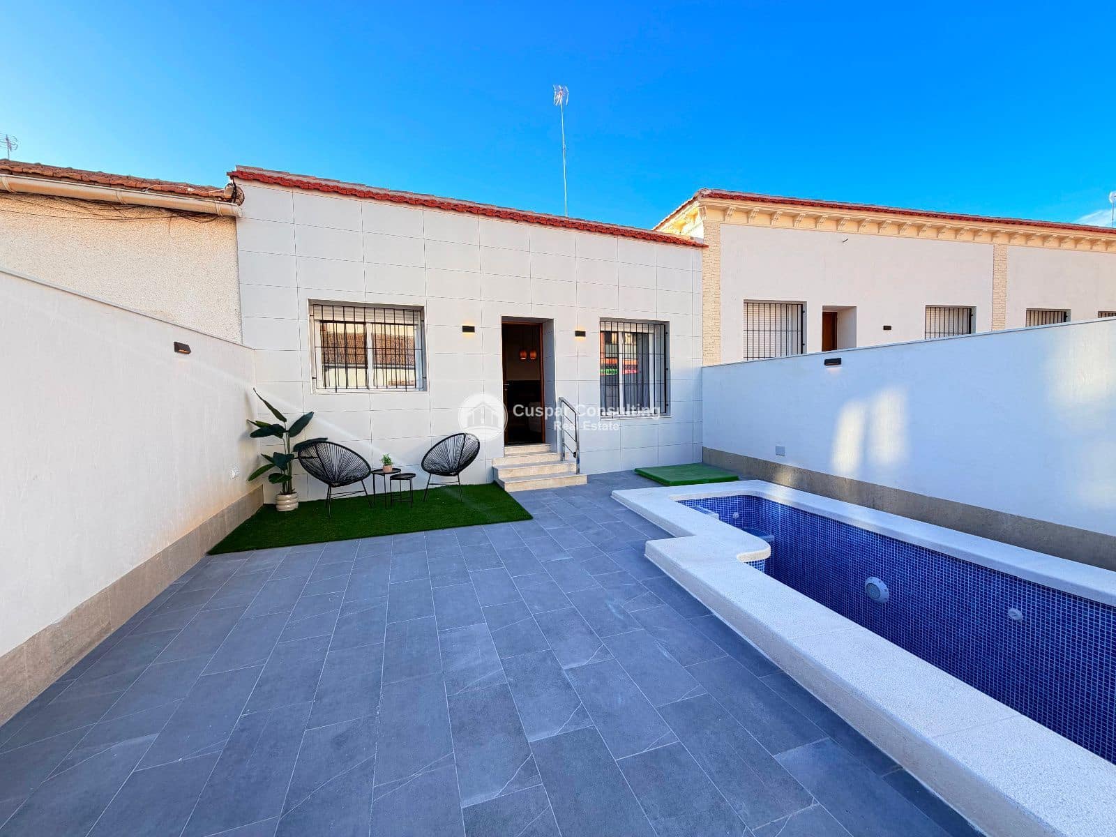 3 soveværelse Byhus til salg i San Javier med swimmingpool garage - € 249.000 (Ref: 9593323)