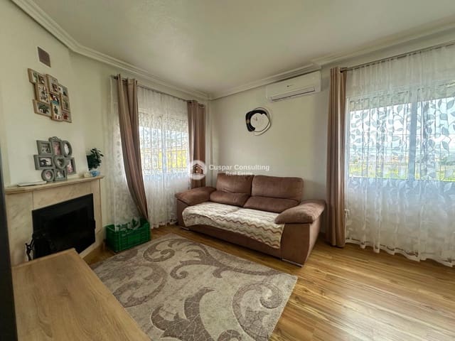 5 soverom Hus til salgs i San Pedro del Pinatar ciudad, San Pedro del Pinatar med garasje - € 399 000 (Ref: 9603620)