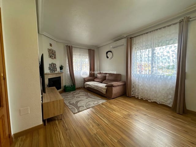 5 soverom Hus til salgs i San Pedro del Pinatar ciudad, San Pedro del Pinatar med garasje - € 399 000 (Ref: 9603620)