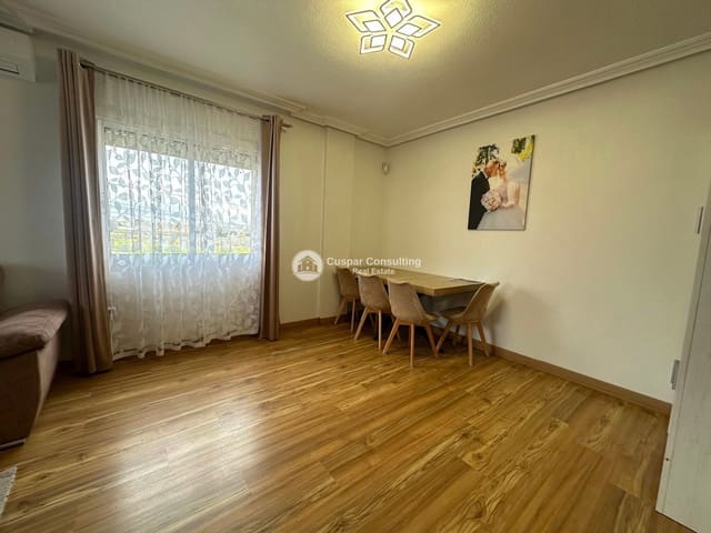 5 soverom Hus til salgs i San Pedro del Pinatar ciudad, San Pedro del Pinatar med garasje - € 399 000 (Ref: 9603620)