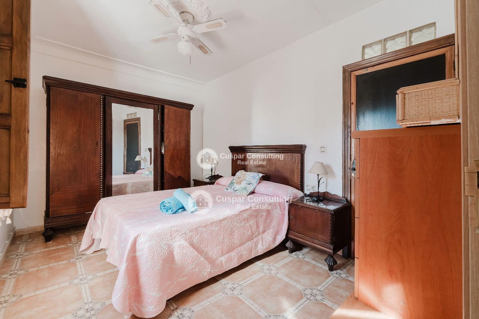 9 makuuhuone Huvila myytävänä paikassa Orihuela mukana uima-altaan 
autotalli - 1 600 000 € (Ref: 9607002)