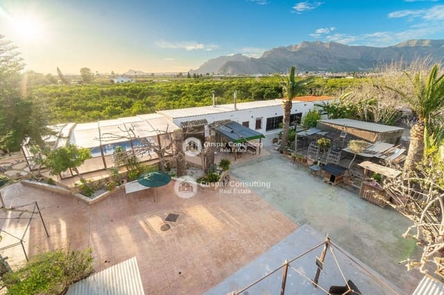 9 makuuhuone Huvila myytävänä paikassa Orihuela ciudad, Orihuela mukana uima-altaan 
autotalli - 1 600 000 € (Ref: 9607002)