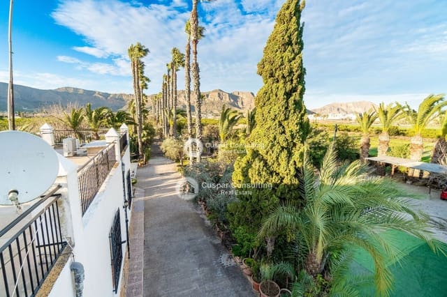 9 makuuhuone Huvila myytävänä paikassa Orihuela ciudad, Orihuela mukana uima-altaan 
autotalli - 1 600 000 € (Ref: 9607002)