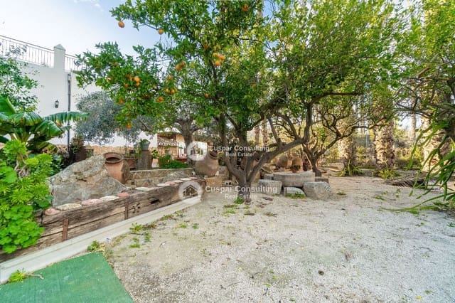 9 makuuhuone Huvila myytävänä paikassa Orihuela ciudad, Orihuela mukana uima-altaan 
autotalli - 1 600 000 € (Ref: 9607002)