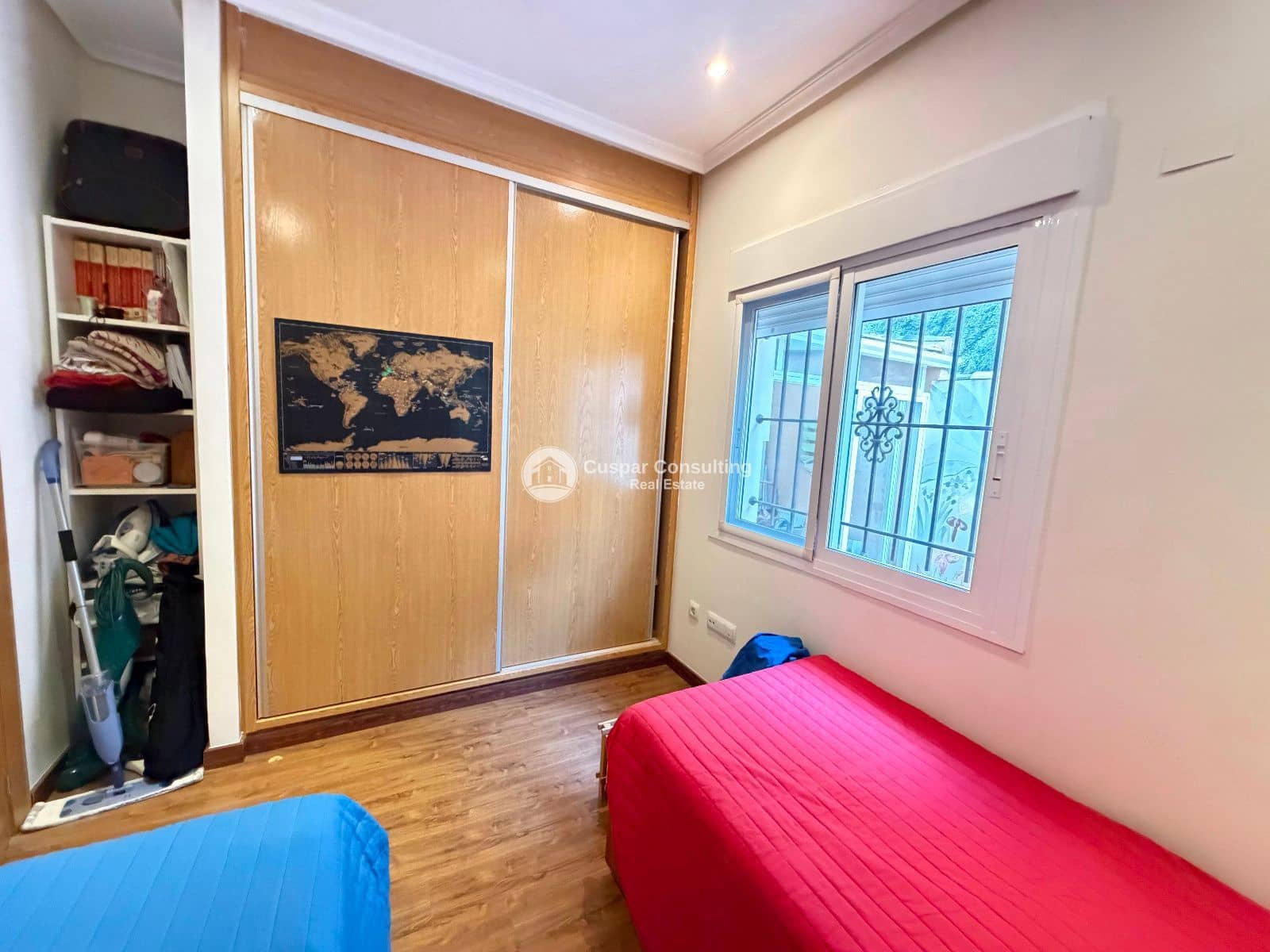 4 bedroom Villa for sale in El Carmoli with pool garage - € 425,000 (Ref: 9611909)