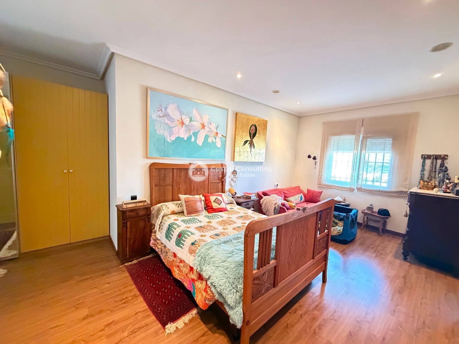 4 bedroom Villa for sale in El Carmoli with pool garage - € 425,000 (Ref: 9611909)