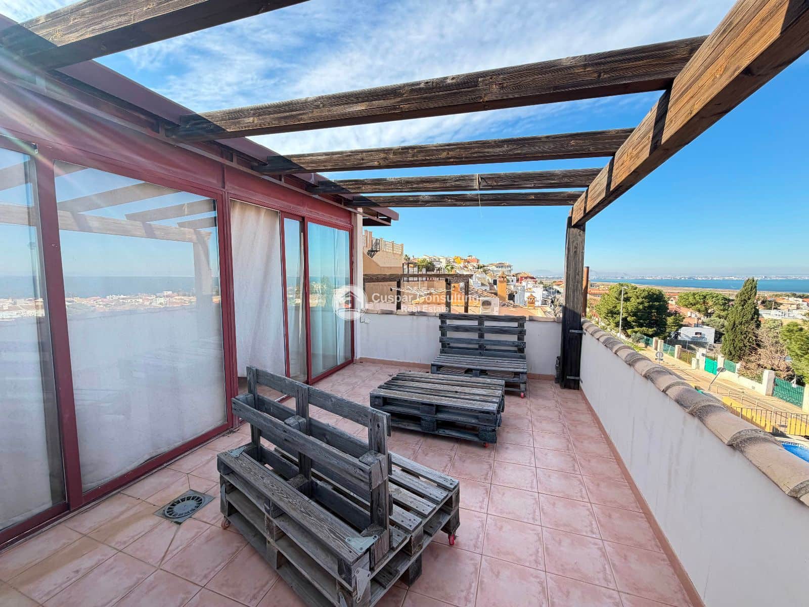 4 bedroom Villa for sale in El Carmoli with pool garage - € 425,000 (Ref: 9611909)