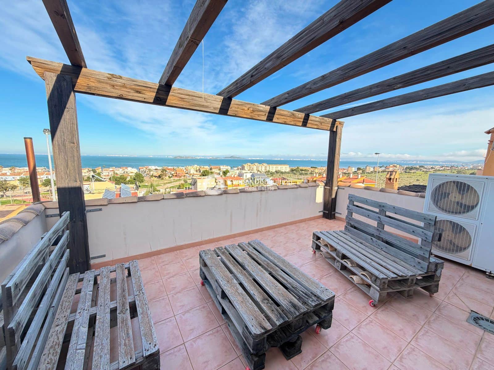 4 bedroom Villa for sale in El Carmoli with pool garage - € 425,000 (Ref: 9611909)