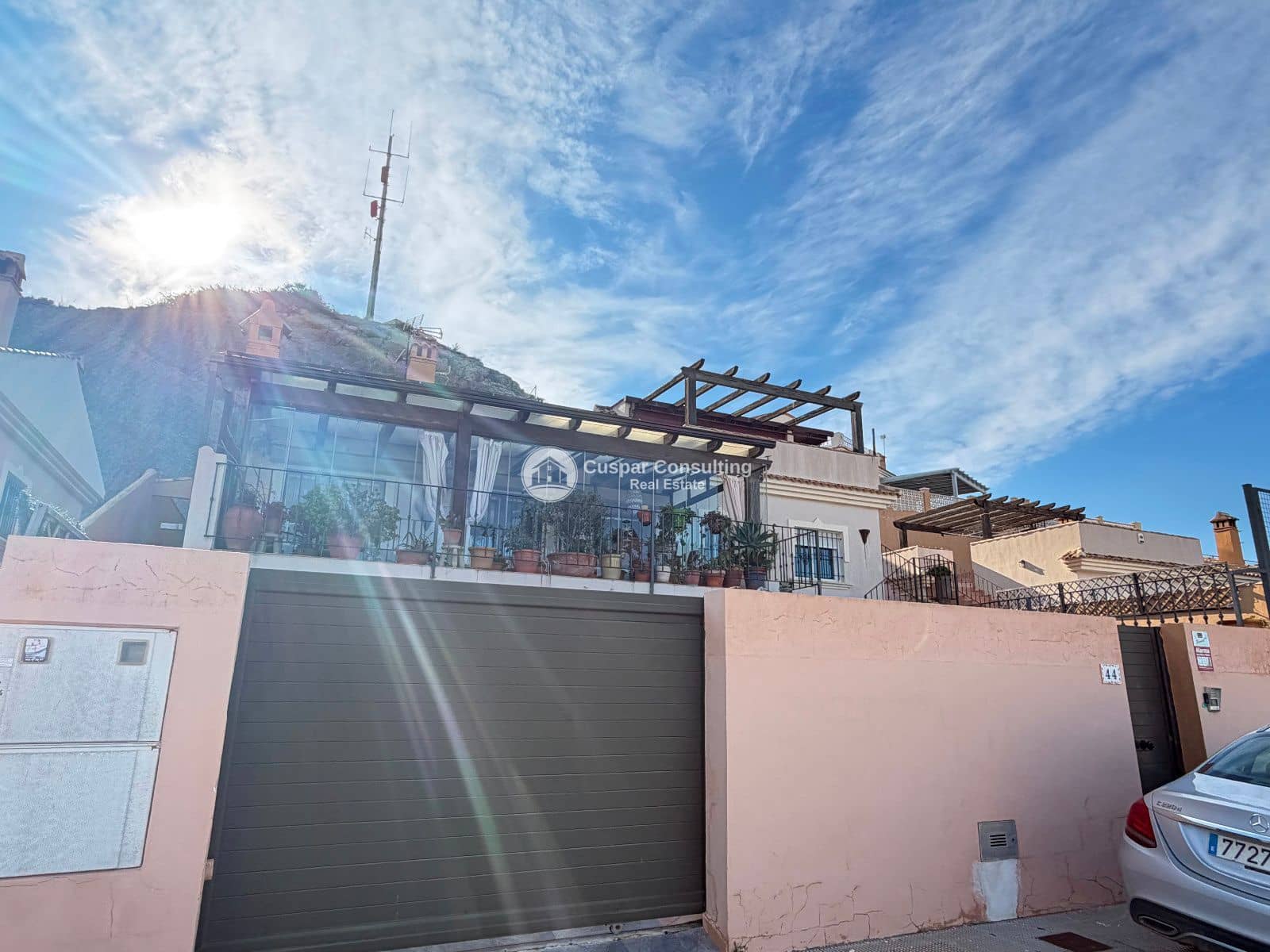 4 bedroom Villa for sale in El Carmoli with pool garage - € 425,000 (Ref: 9611909)