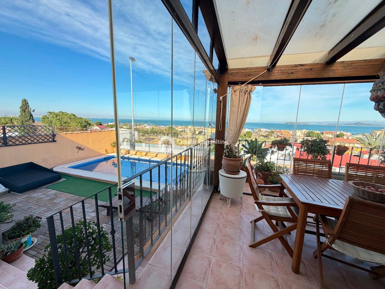 4 bedroom Villa for sale in El Carmoli with pool garage - € 425,000 (Ref: 9611909)