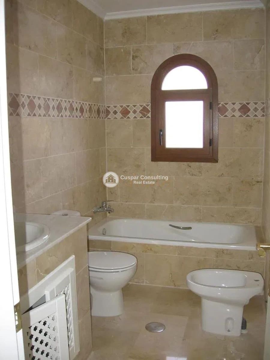 2 soveværelse Lejlighed til salg i Villamartin med swimmingpool - € 239.000 (Ref: 9624256)