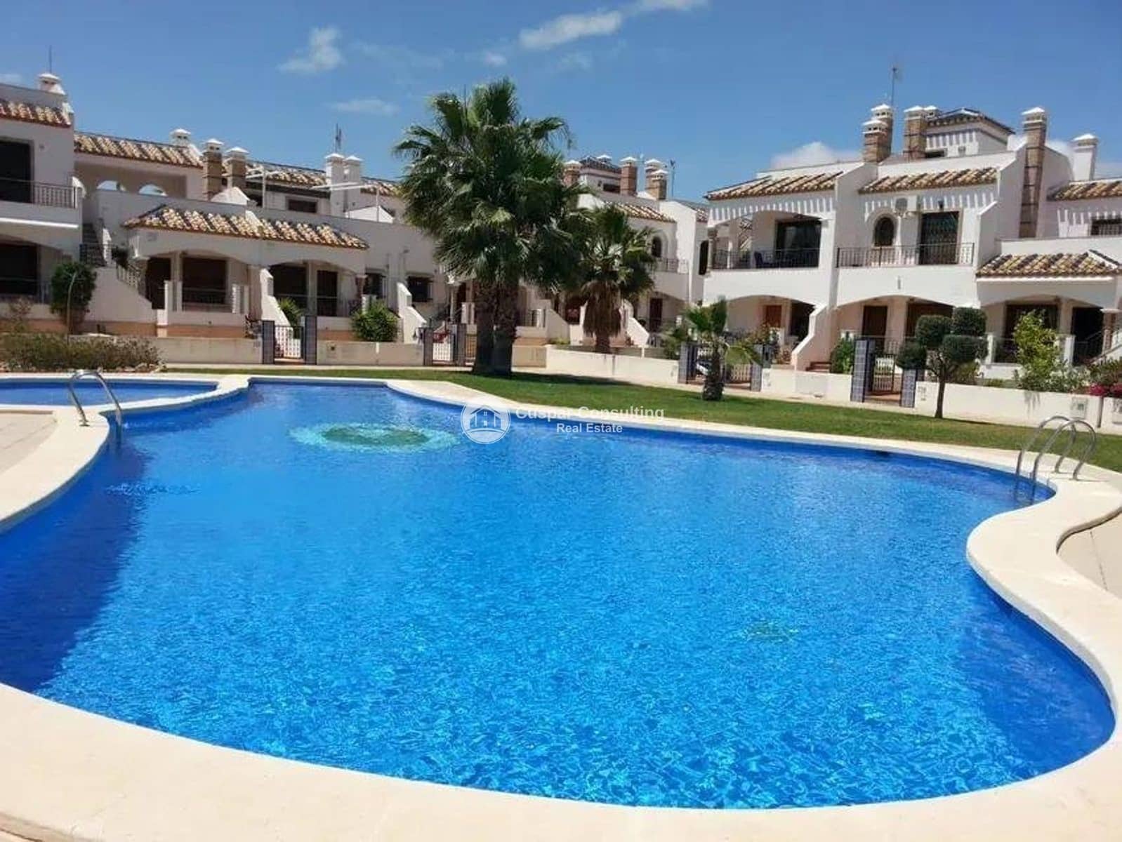 2 soveværelse Lejlighed til salg i Villamartin med swimmingpool - € 239.000 (Ref: 9624256)