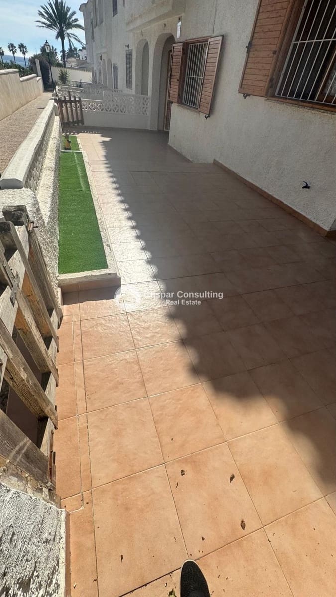 5 camera da letto Villa in vendita in Playa Flamenca con piscina garage - 429.000 € (Rif: 9628421)