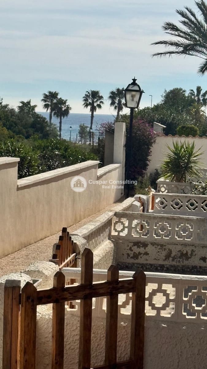 5 camera da letto Villa in vendita in Playa Flamenca con piscina garage - 429.000 € (Rif: 9628421)