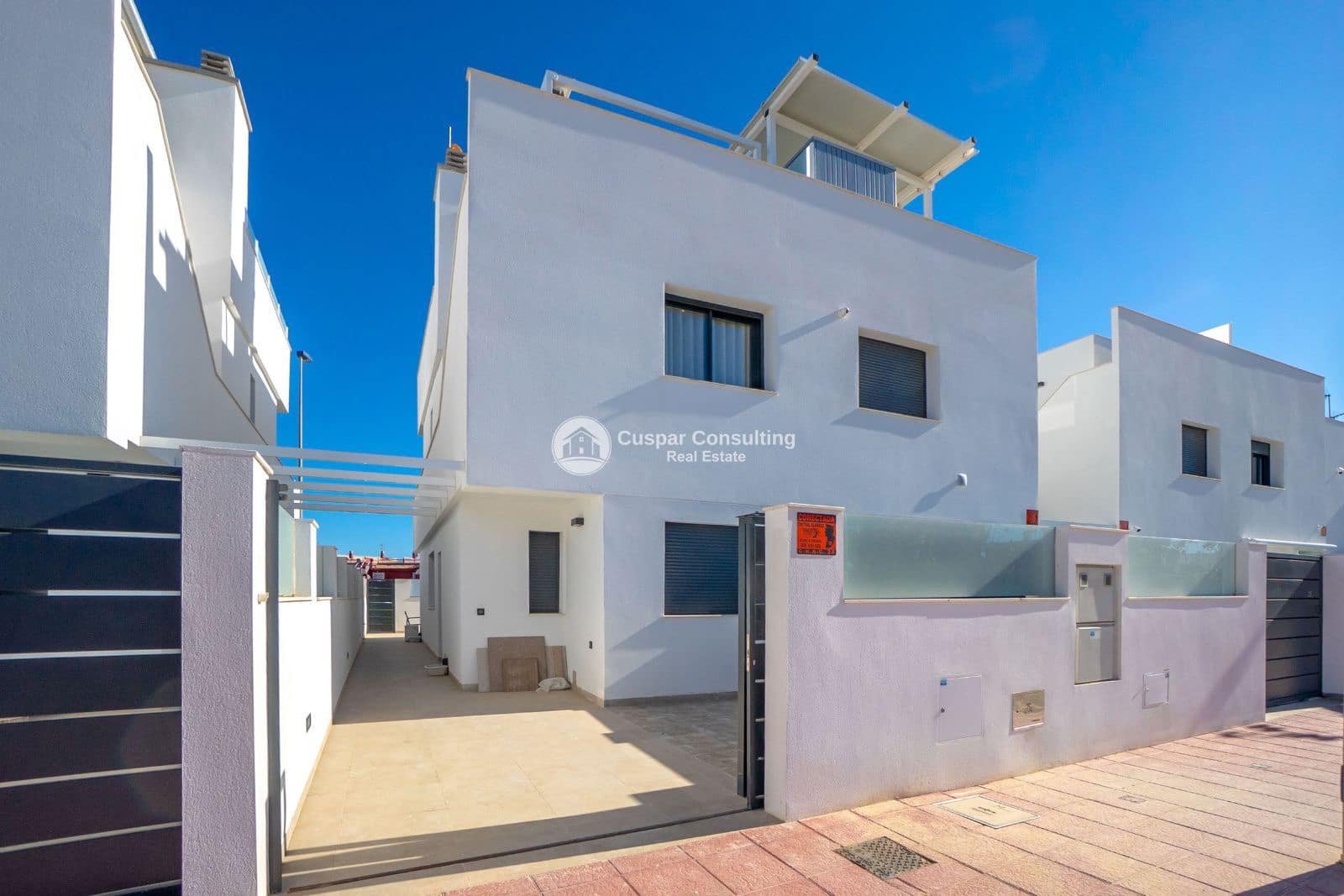 3 soveværelse Byhus til salg i Santiago de la Ribera med swimmingpool - € 368.000 (Ref: 9629408)