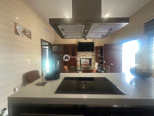 4 camera da letto Villa in vendita in Pueblo Latino, Pilar de la Horadada con piscina - 595.000 € (Rif: 9629409)