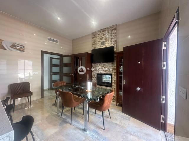 4 camera da letto Villa in vendita in Pueblo Latino, Pilar de la Horadada con piscina - 595.000 € (Rif: 9629409)