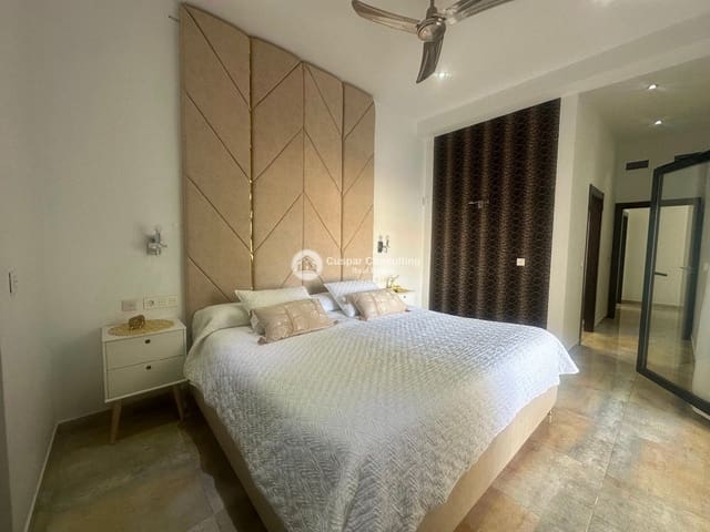 4 camera da letto Villa in vendita in Pueblo Latino, Pilar de la Horadada con piscina - 595.000 € (Rif: 9629409)