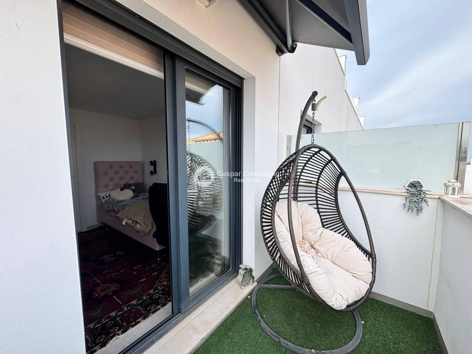 3 sypialnia Willa na sprzedaż w Orihuela Costa z basenem - 360 000 € (Ref: 9632913)