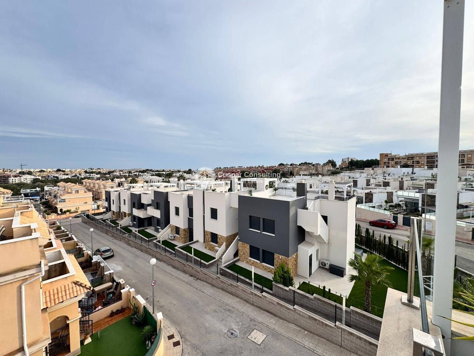 3 sypialnia Willa na sprzedaż w Orihuela Costa z basenem - 360 000 € (Ref: 9632913)