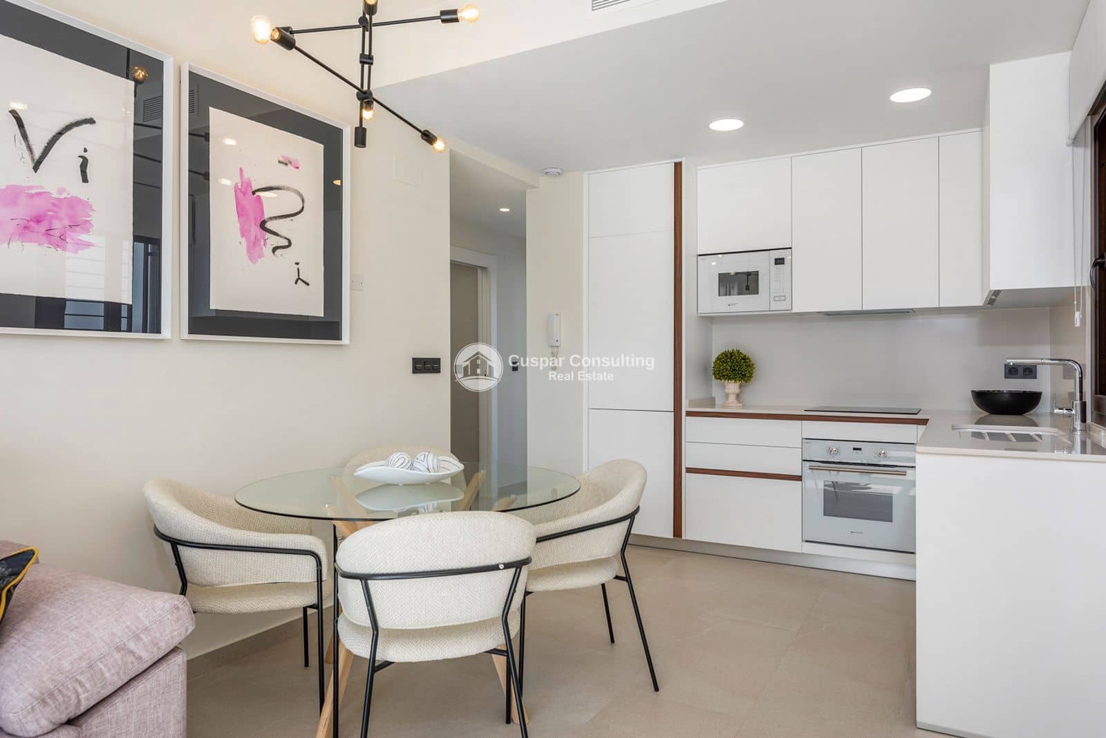 Ático de 2 habitaciones en Torrevieja en venta con piscina - 315.000 € (Ref: 9635154)