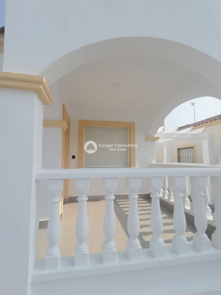 2 makuuhuone Huvila myytävänä paikassa Algorfa mukana uima-altaan 
autotalli - 249 000 € (Ref: 9646407)