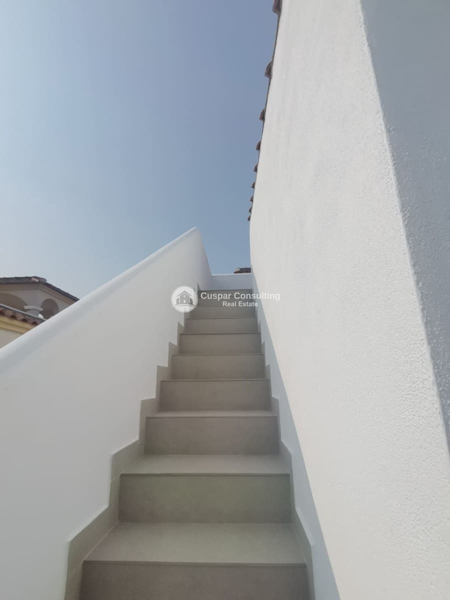 2 makuuhuone Huvila myytävänä paikassa Algorfa mukana uima-altaan 
autotalli - 249 000 € (Ref: 9646407)