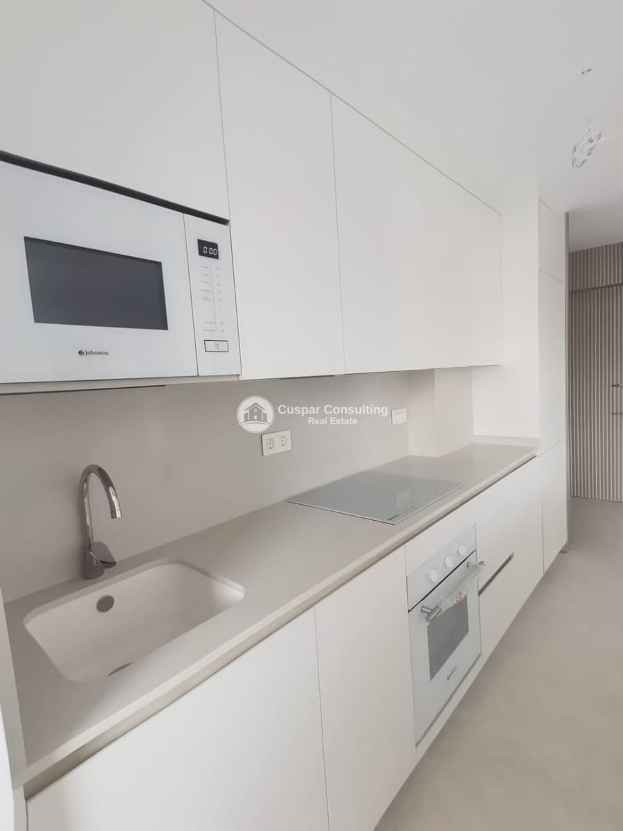 3 bedroom Penthouse for sale in Torrevieja with garage - € 249,000 (Ref: 9646408)