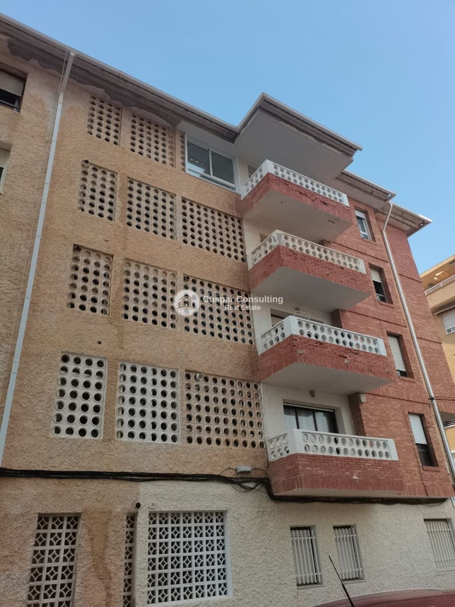 3 bedroom Penthouse for sale in Torrevieja with garage - € 249,000 (Ref: 9646408)