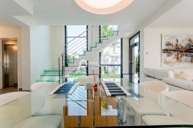 3 bedroom Villa for sale in Dehesa de Campoamor, Orihuela with pool garage - € 1,195,000 (Ref: 9646411)