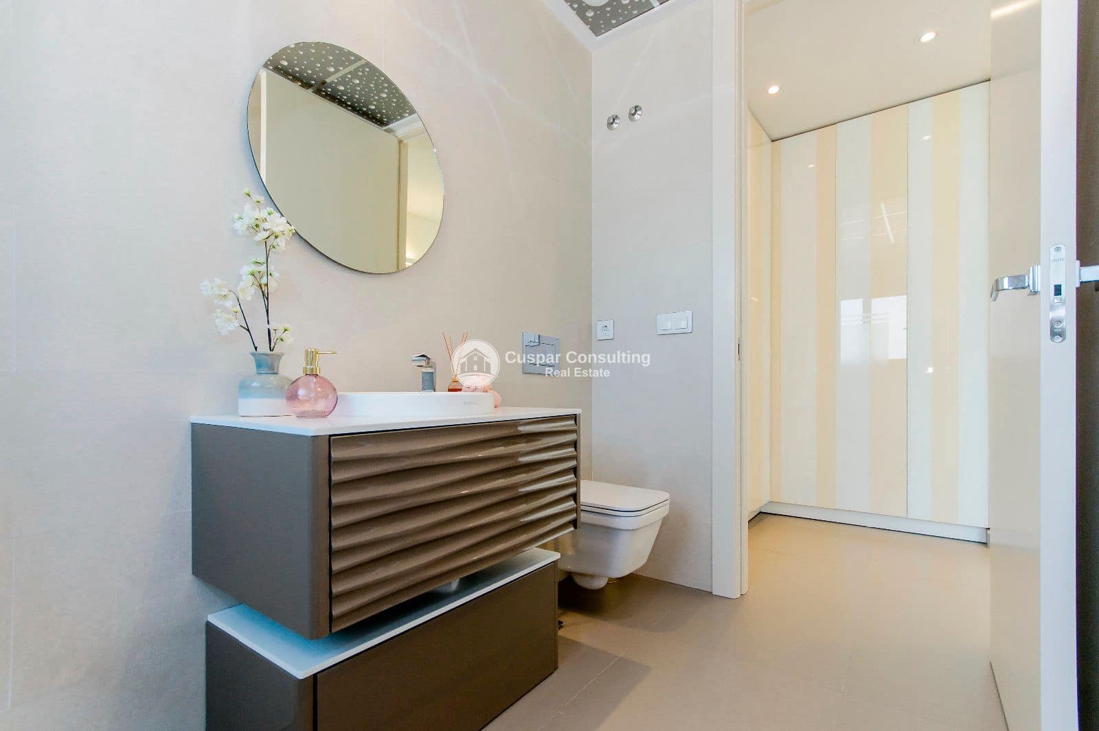 3 bedroom Villa for sale in Dehesa de Campoamor with pool garage - € 1,195,000 (Ref: 9646411)