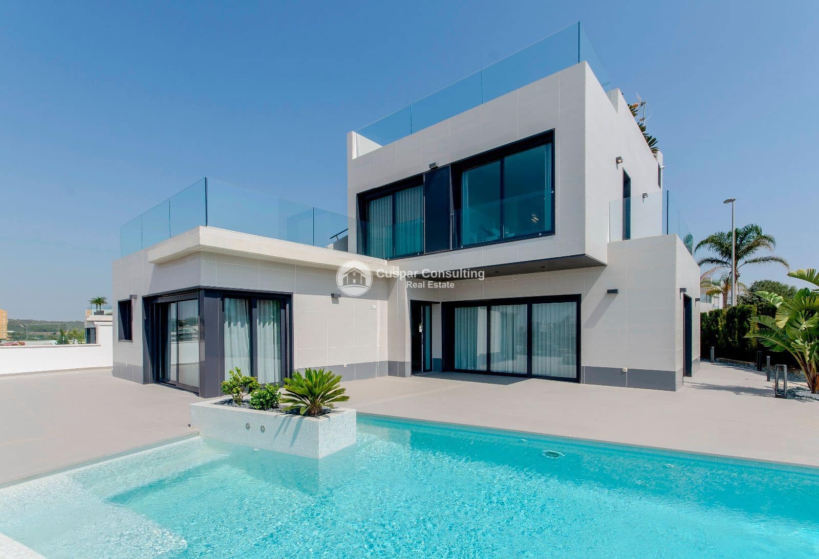 3 bedroom Villa for sale in Dehesa de Campoamor with pool garage - € 1,195,000 (Ref: 9646411)