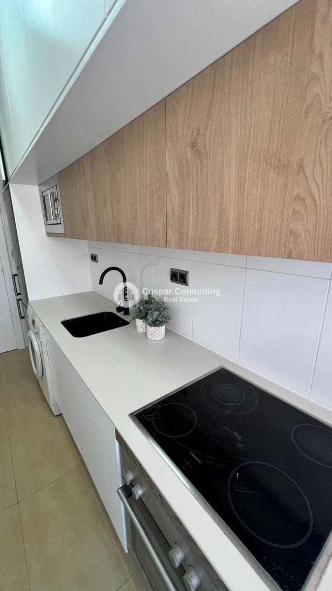 2 sypialnia Mieszkanie na sprzedaż w Los Alcazares z basenem garażem - 134 300 € (Ref: 9654347)