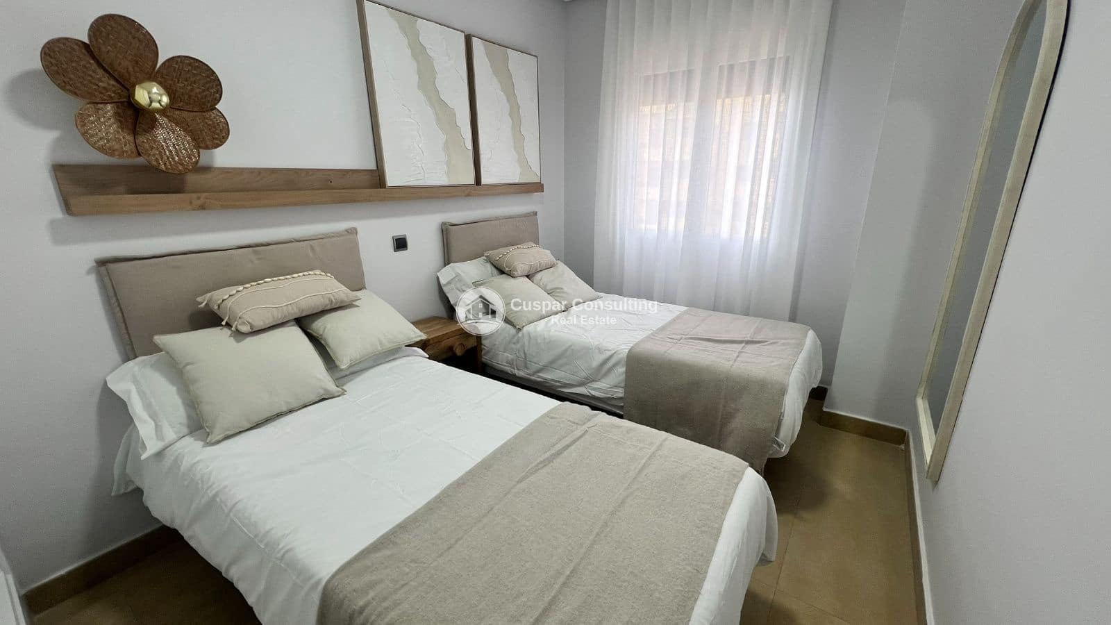 2 sypialnia Mieszkanie na sprzedaż w Los Alcazares z basenem garażem - 134 300 € (Ref: 9654347)