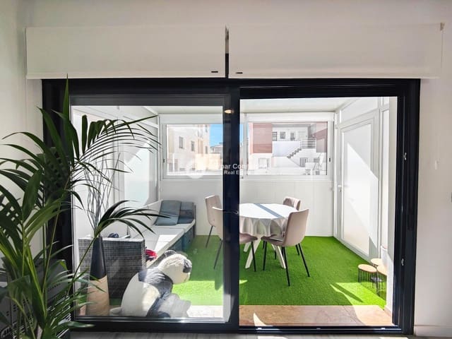 Piso de 3 habitaciones en Los Secanos, Guardamar del Segura en venta con piscina garaje - 289.900 € (Ref: 9656797)