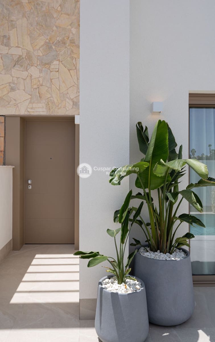 3 sypialnia Dom na sprzedaż w Ciudad Quesada z basenem garażem - 389 000 € (Ref: 9669728)