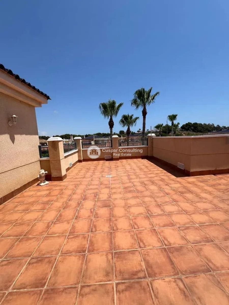 2 soverom Penthouse til salgs i Pilar de la Horadada med svømmebasseng - € 214 900 (Ref: 9672752)