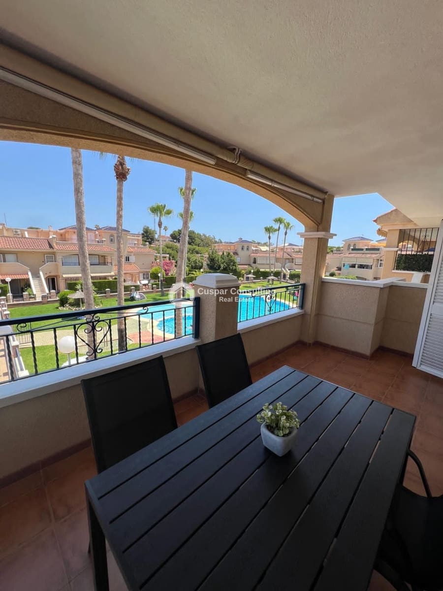 2 soverom Penthouse til salgs i Pilar de la Horadada med svømmebasseng - € 214 900 (Ref: 9672752)