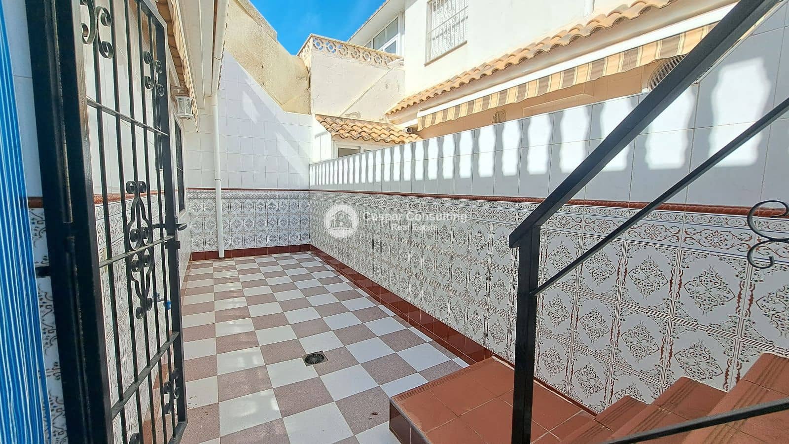 4 soveværelse Villa til salg i Los Narejos - € 195.000 (Ref: 9673687)