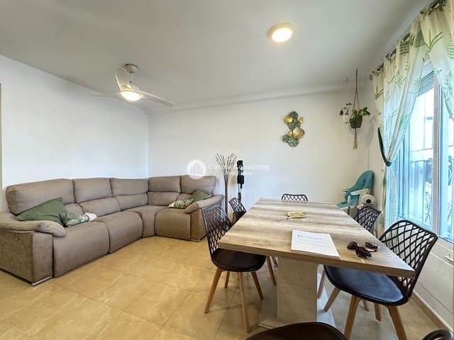 Piso de 3 habitaciones en Santiago de la Ribera, San Javier en venta con piscina garaje - 215.000 € (Ref: 9678205)