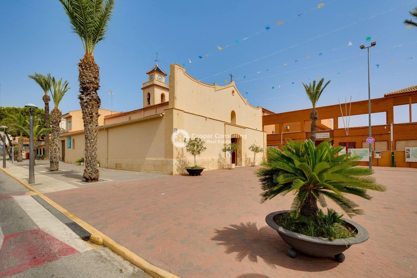 3 chambre Villa/Maison à vendre à Los Montesinos avec piscine garage - 329 900 € (Ref: 9684363)