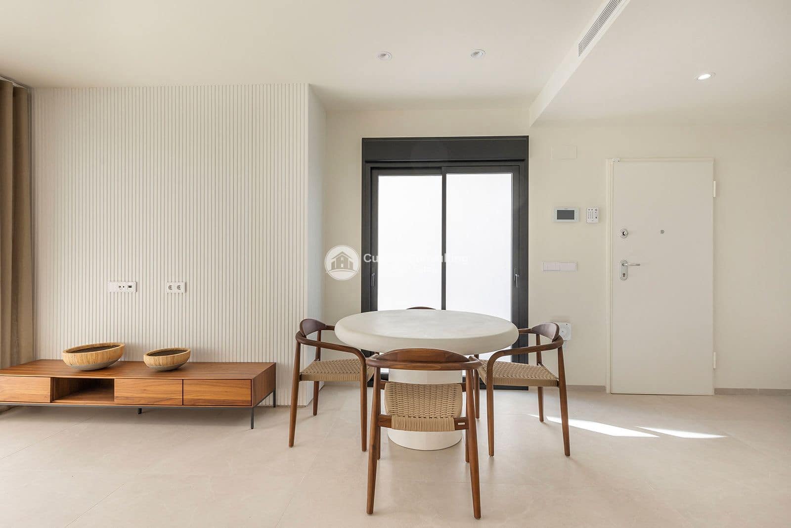 Chalet de 3 habitaciones en Los Alcázares en venta con piscina garaje - 429.000 € (Ref: 9688487)